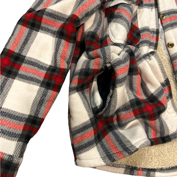 Sage Collective Plaid Sherpa Lined Shacket - Picture 5 of 8